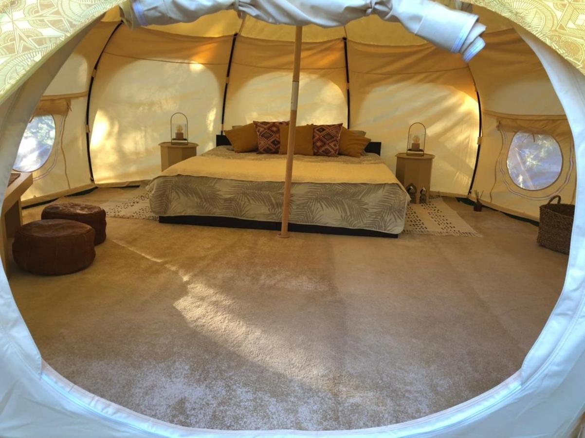 Vinsan Glamping & Wellness Centre Hotel Eleúsza Kültér fotó