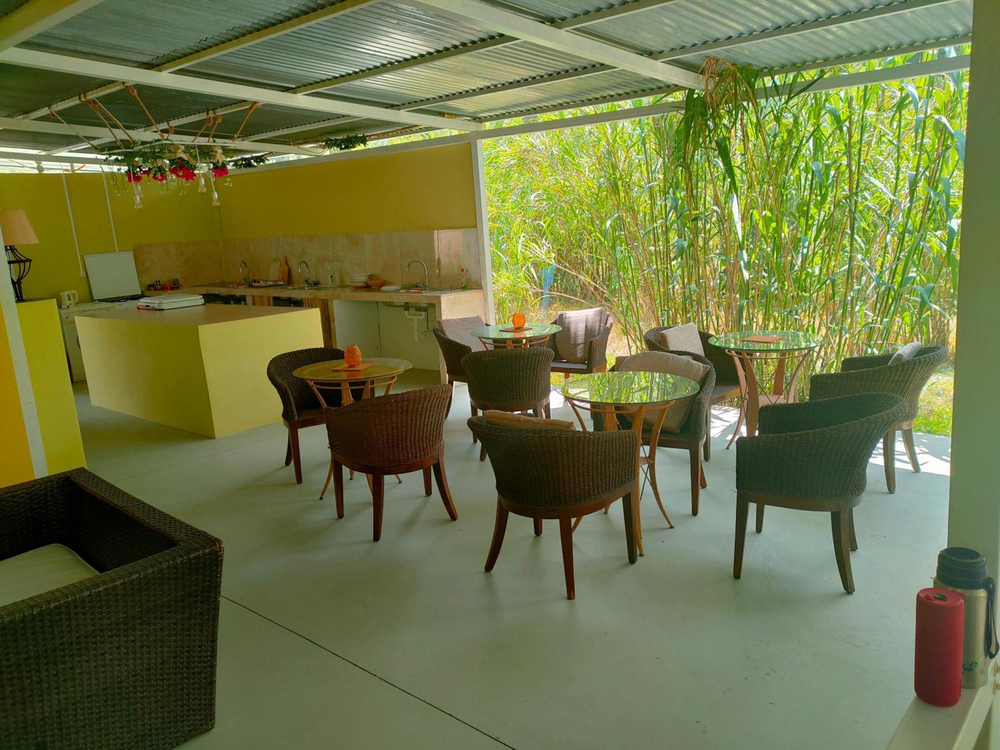 Vinsan Glamping & Wellness Centre Hotel Eleúsza Kültér fotó